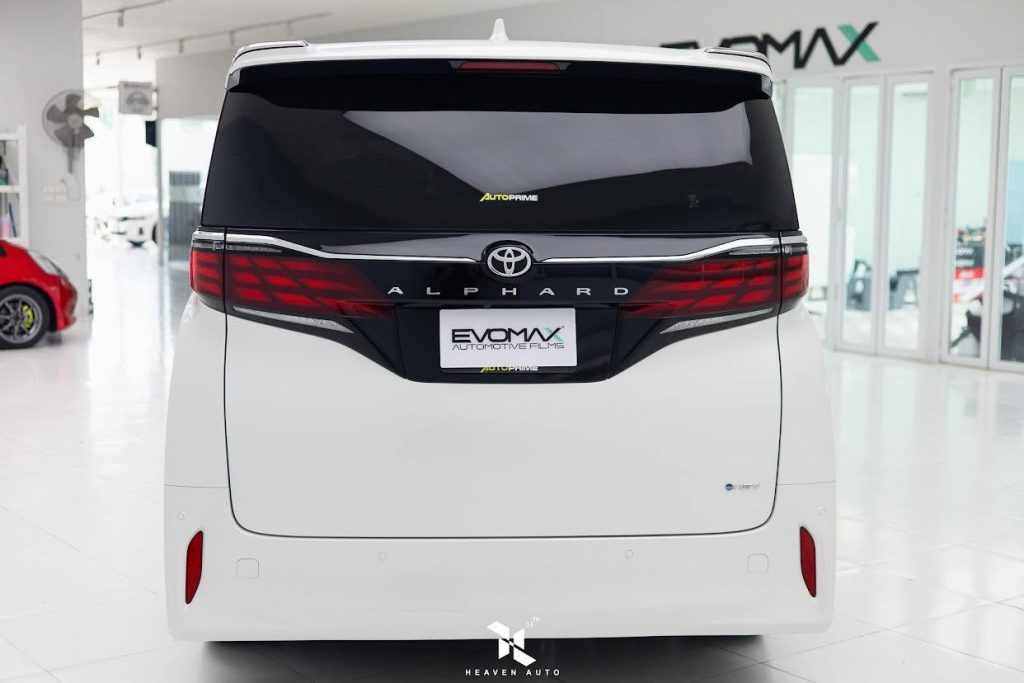Toyota Alphard ใช้ผลิตภัณฑ์ EVOMAX