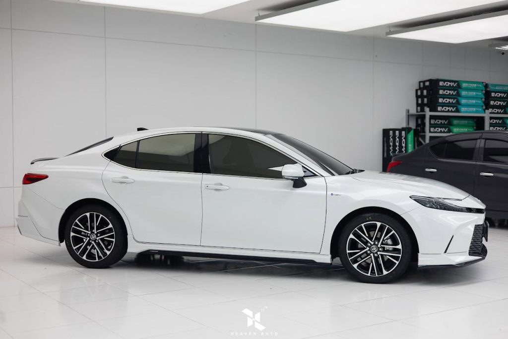ศูนย์เคลือบเซรามิก Toyota Camry Heaven Auto Thailand